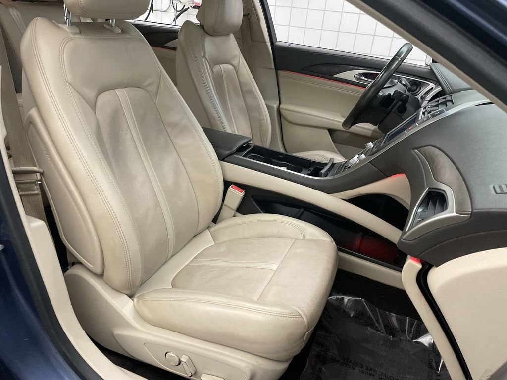 Used 2018 Lincoln MKZ Reserve w/ Climate Package image 23