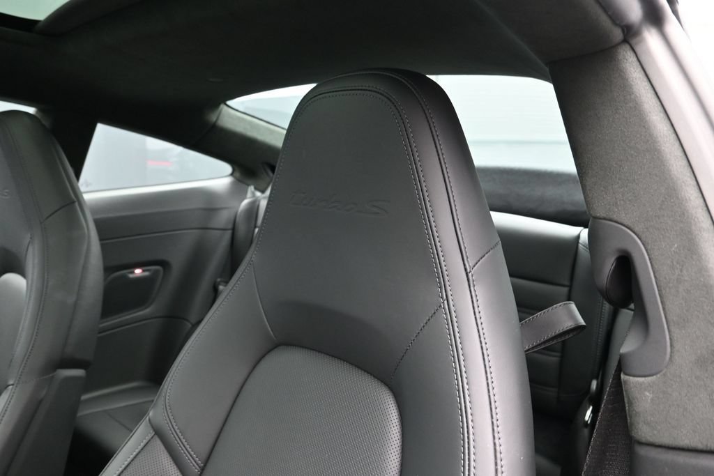 Certified 2022 Porsche 911 Turbo S AWD/4WD image 16