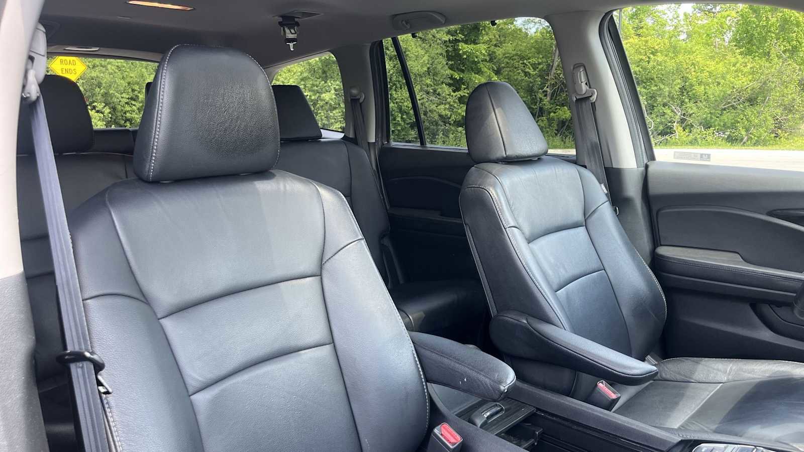 Used 2017 Honda Pilot Touring image 39