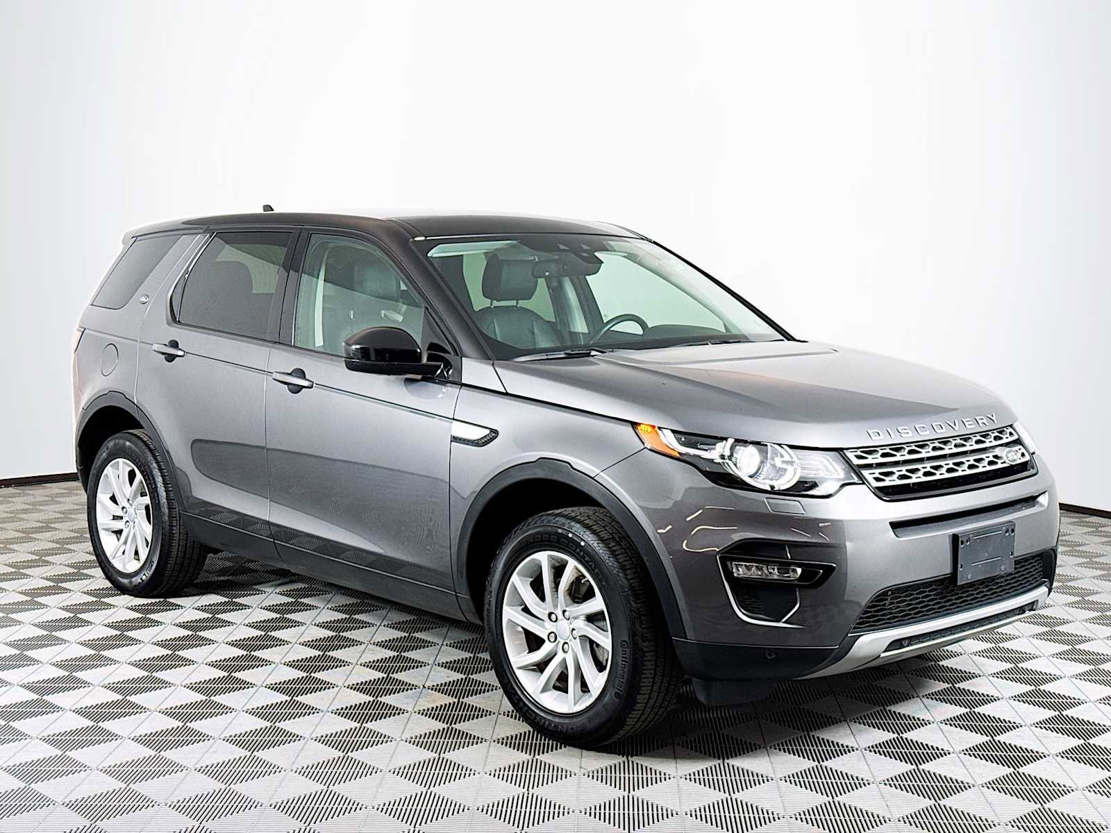 Used 2016 Land Rover Discovery Sport HSE image 3