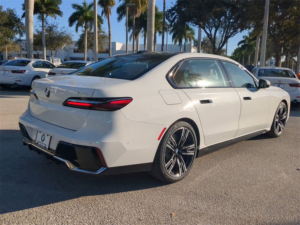 New 2026 BMW 740i 740i w/ Premium Package image 4