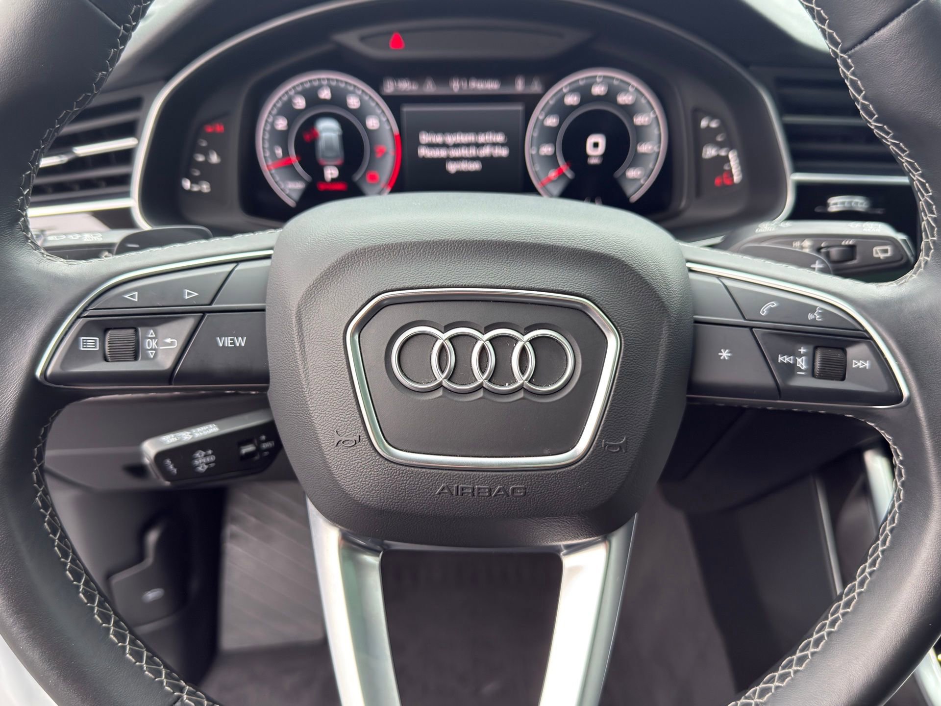 Used 2023 Audi Q8 Premium w/ Convenience Package image 11