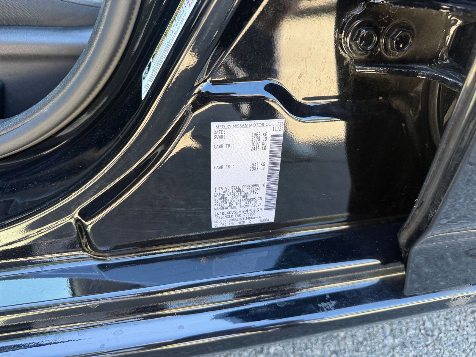 Used 2025 Nissan Altima 2.5 SV FWD image 25