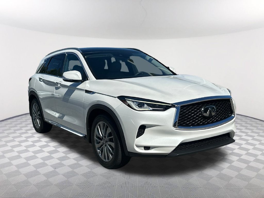 Certified 2023 INFINITI QX50 Luxe FWD image 3