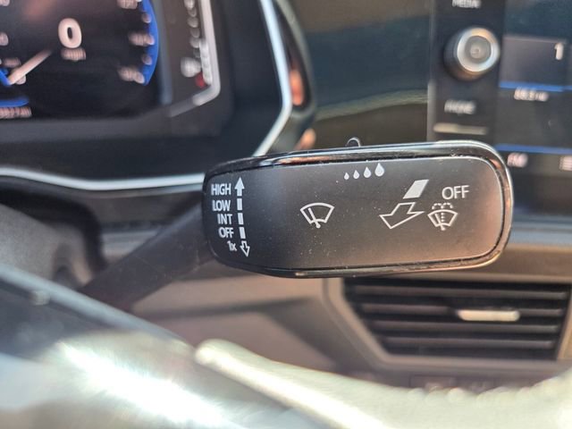 Used 2020 Volkswagen Jetta SEL image 29