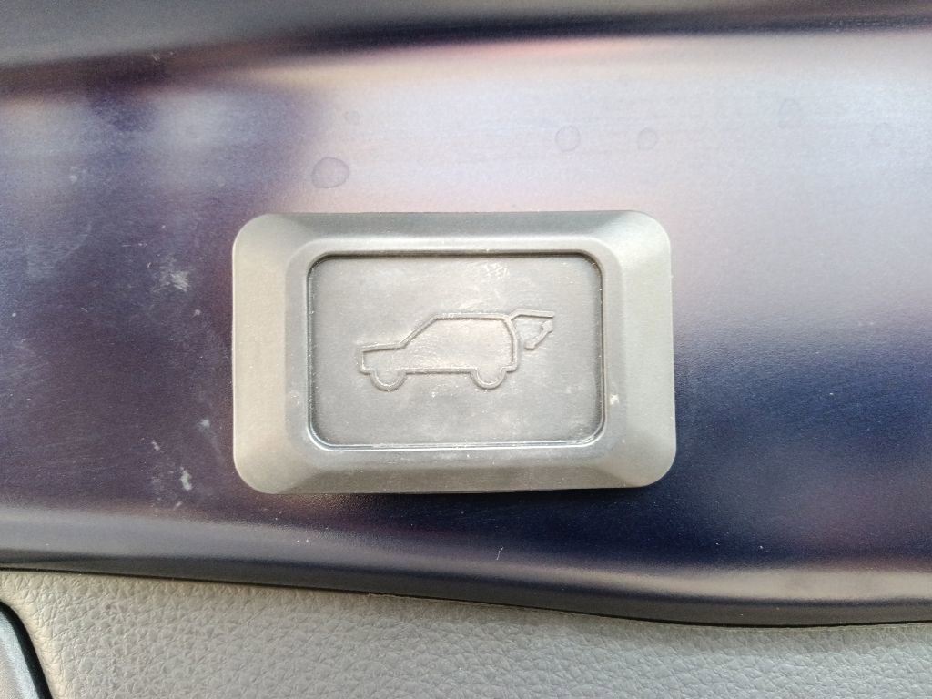 Used 2021 Toyota RAV4 XSE w/ XSE Grade Weather Package AWD/4WD image 30