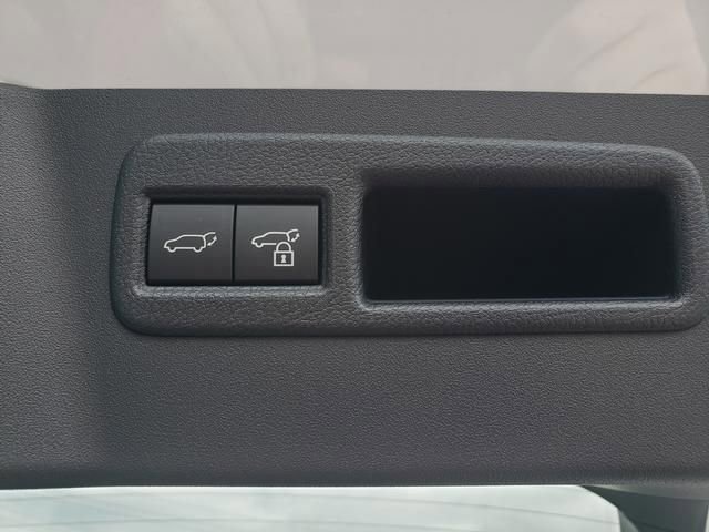 New 2026 Subaru Uncharted AWD image 10