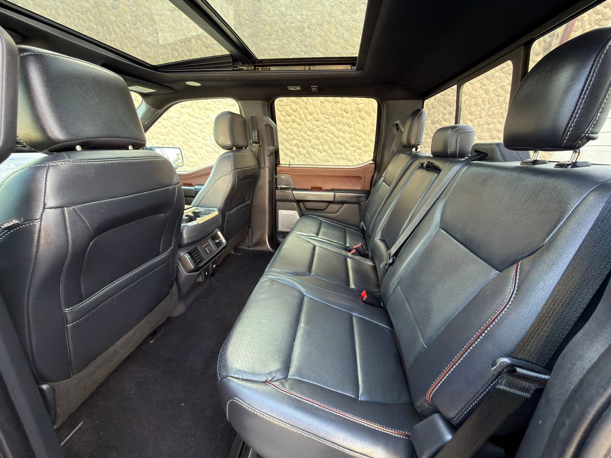 Used 2021 Ford F150 Lariat w/ Equipment Group 502A High AWD/4WD image 17