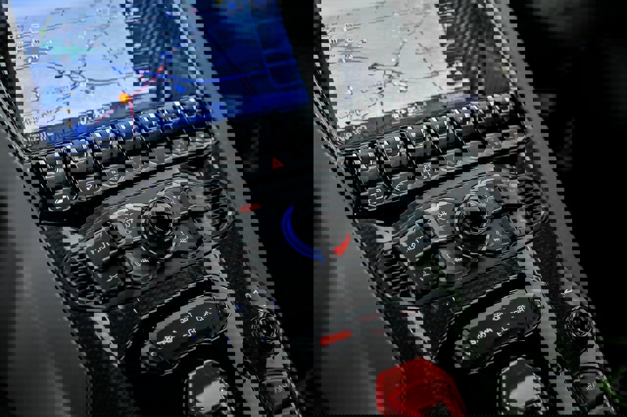 Used 2019 Lamborghini Aventador SVJ image 39