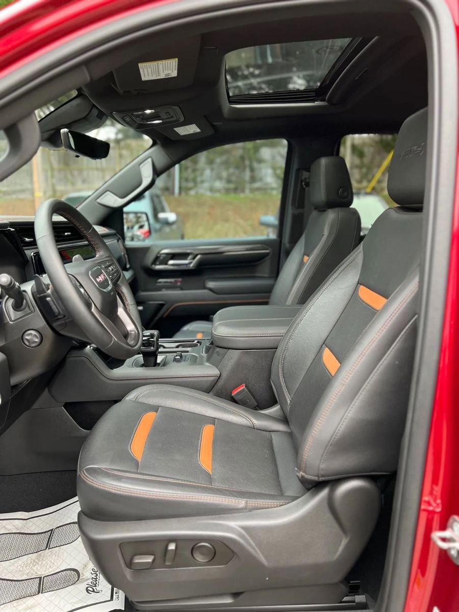 Used 2023 GMC Sierra 1500 AT4 w/ AT4 Premium Package image 11