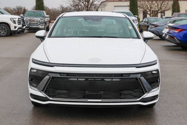 New 2026 Hyundai Sonata SEL FWD image 2