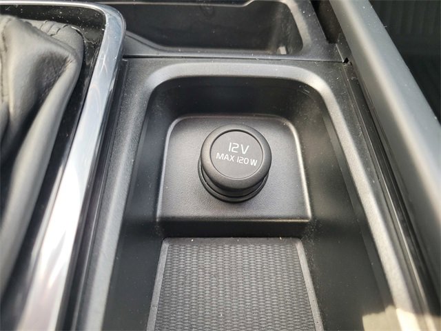 Used 2017 Volvo S90 T5 Momentum w/ Vision Package image 26