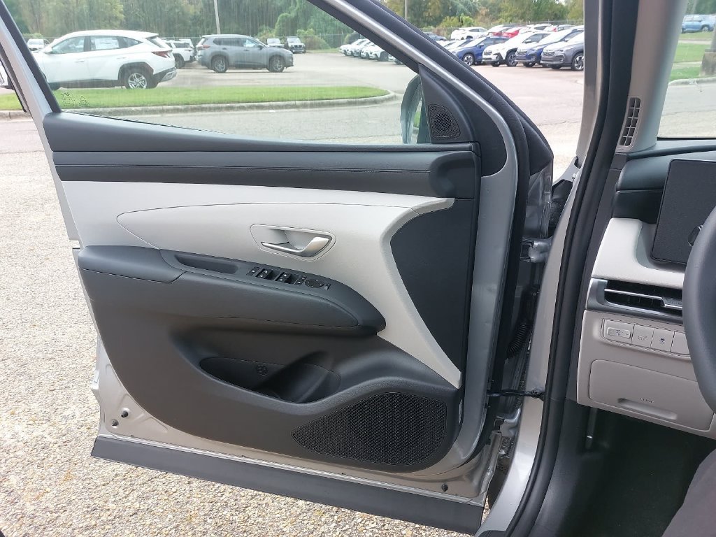 New 2026 Hyundai Tucson SEL Plus w/ Tow & Go Package AWD/4WD image 26
