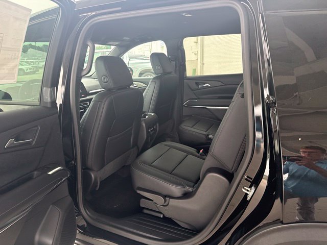 New 2026 Chevrolet Traverse LT w/ Driver Confidence Package AWD/4WD image 25
