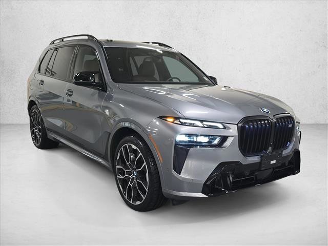Used 2026 BMW X7 M60i image 3