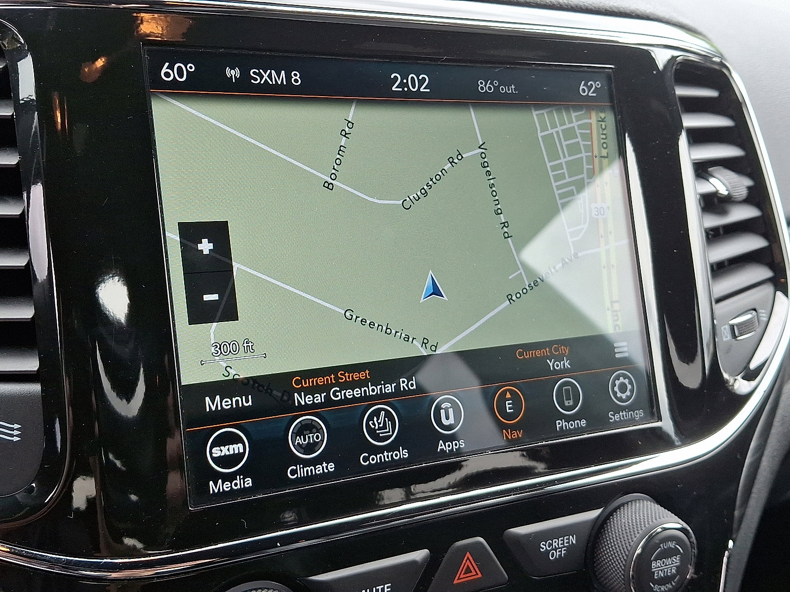 Used 2021 Jeep Grand Cherokee Laredo X image 18