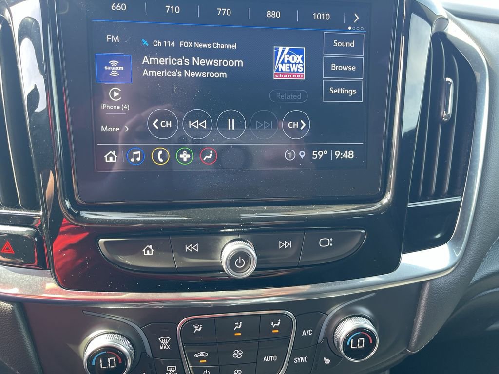 Used 2023 Chevrolet Traverse LT image 16