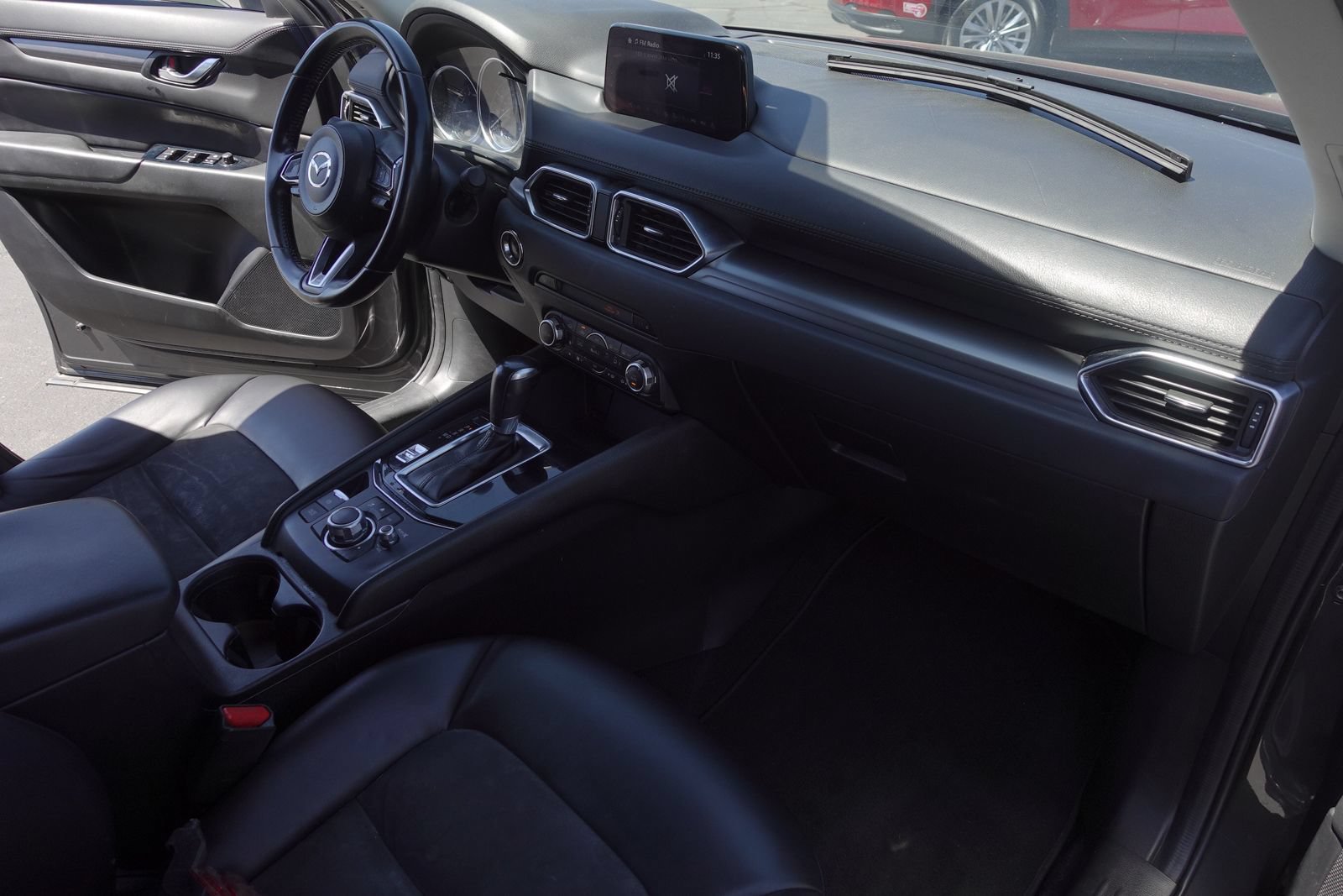 Used 2018 MAZDA CX-5 Touring w/ Preferred Equipment Package FWD image 12