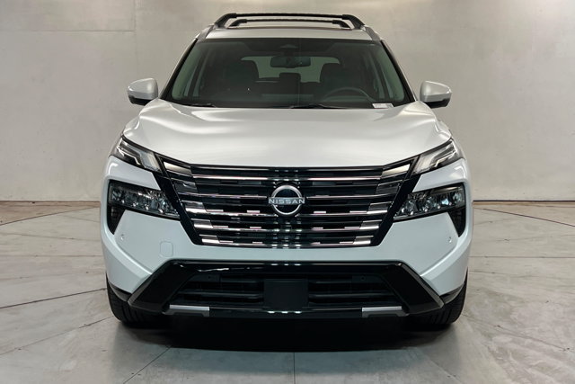 Certified 2026 Nissan Rogue Platinum w/ Platinum Premium Package AWD/4WD image 8