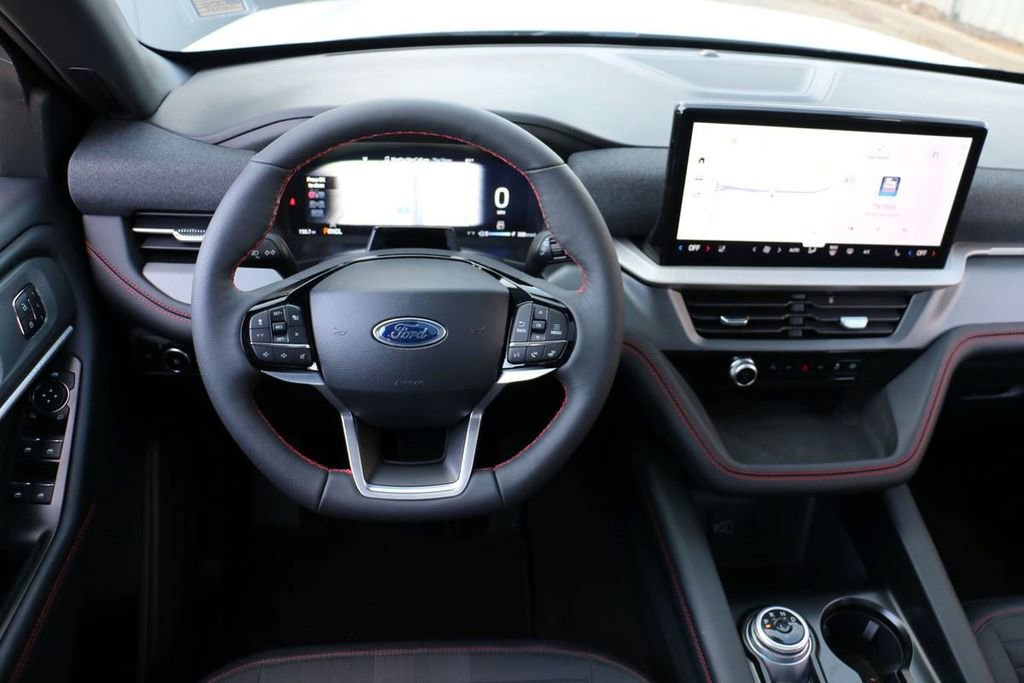 New 2026 Ford Explorer ST-Line w/ ST-Line Street Pack image 23