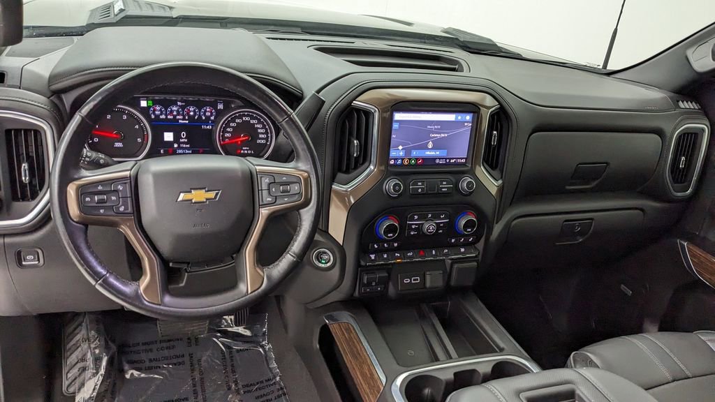 Used 2022 Chevrolet Silverado 3500 High Country image 4