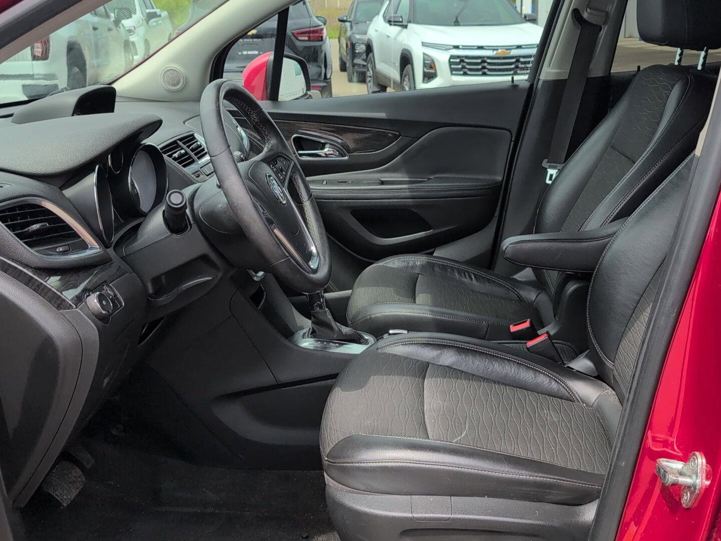 Used 2016 Buick Encore Convenience FWD image 19