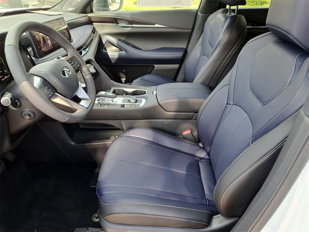 New 2026 INFINITI QX60 Sport w/ Dark Cargo Package image 16