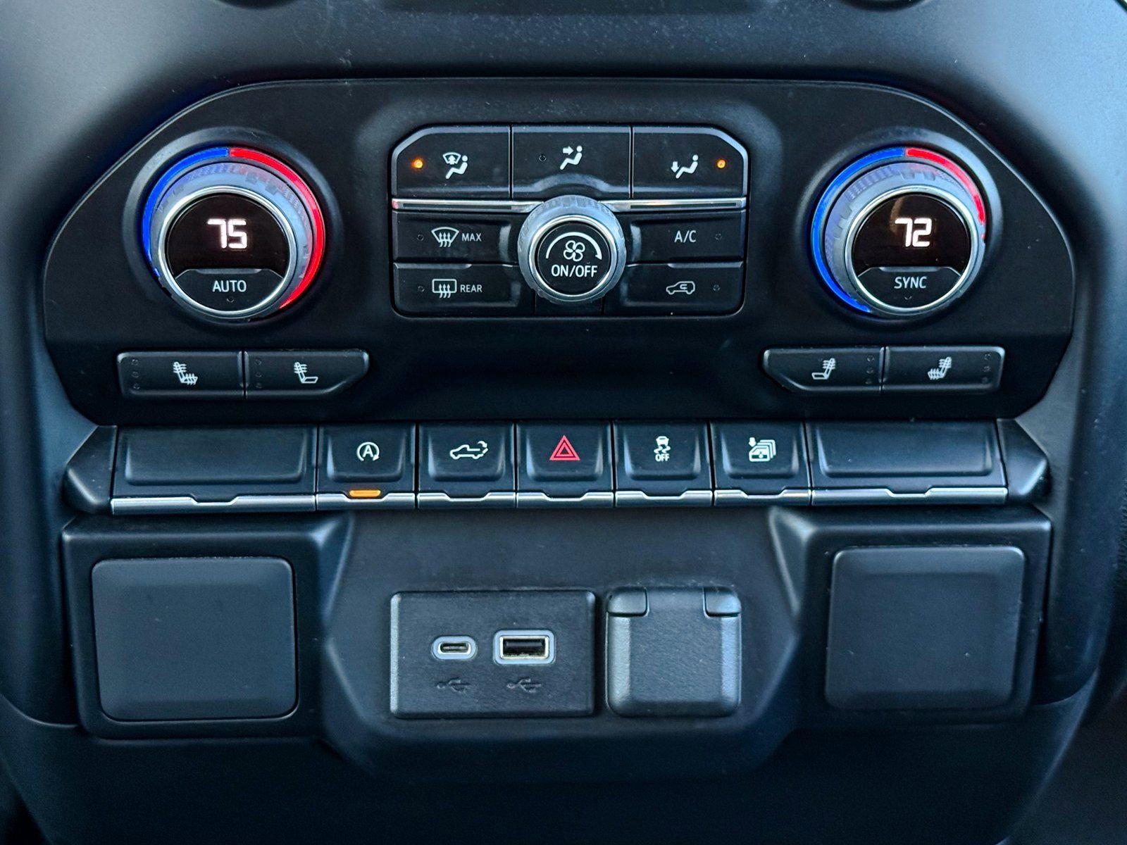 Used 2021 Chevrolet Silverado 1500 LT w/ Bed Protection Package image 25