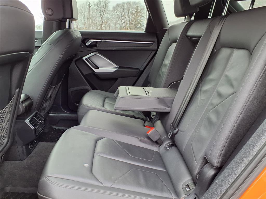Used 2019 Audi Q3 2.0T Premium image 9