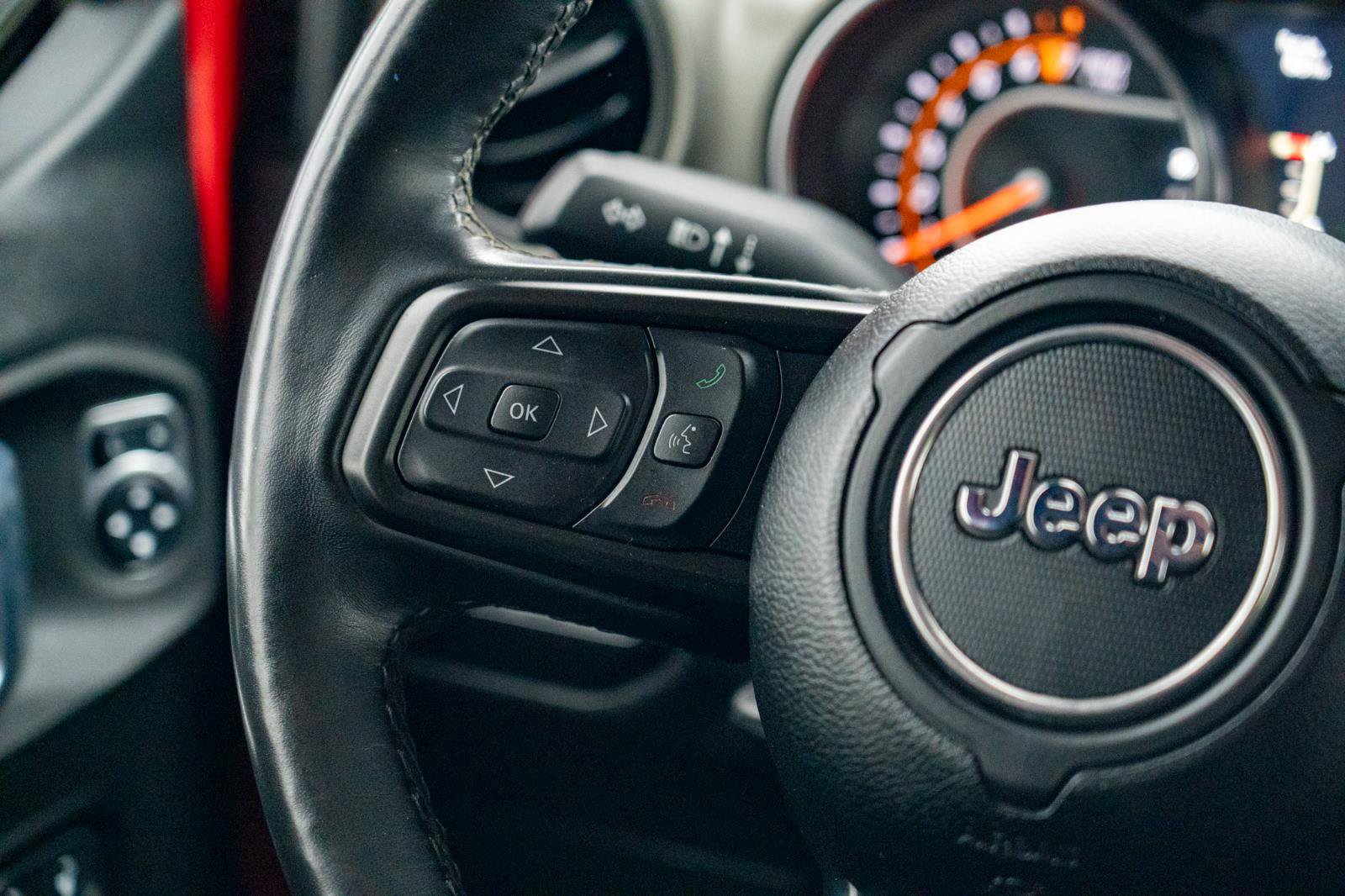 Used 2021 Jeep Gladiator Sport AWD/4WD image 23
