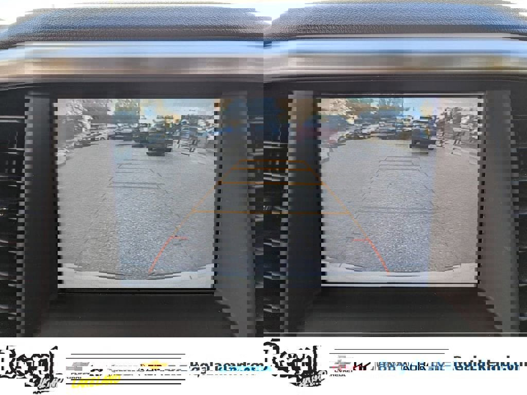 Used 2018 GMC Acadia SLT image 23