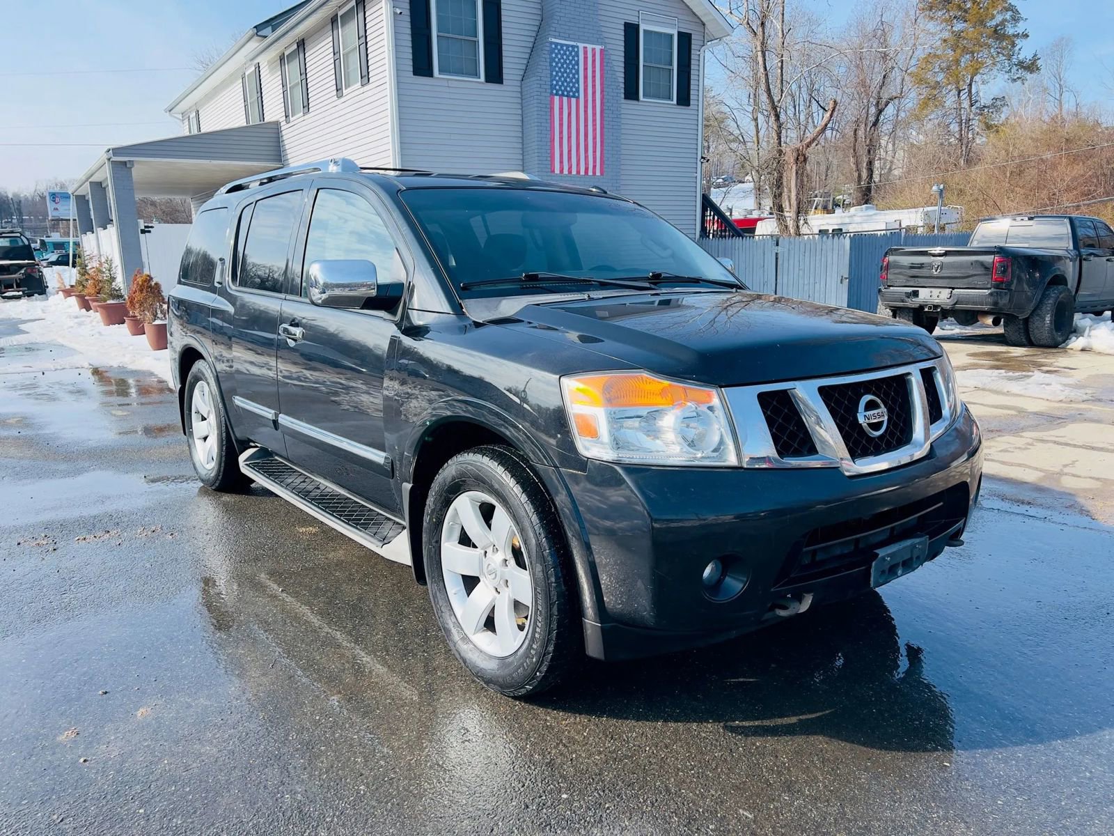 Used 2014 Nissan Armada SL image 3