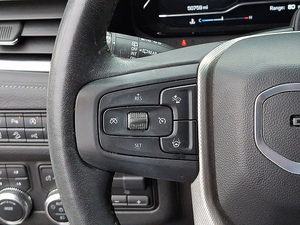 Used 2024 GMC Yukon Denali w/ Advanced Technology Package image 24