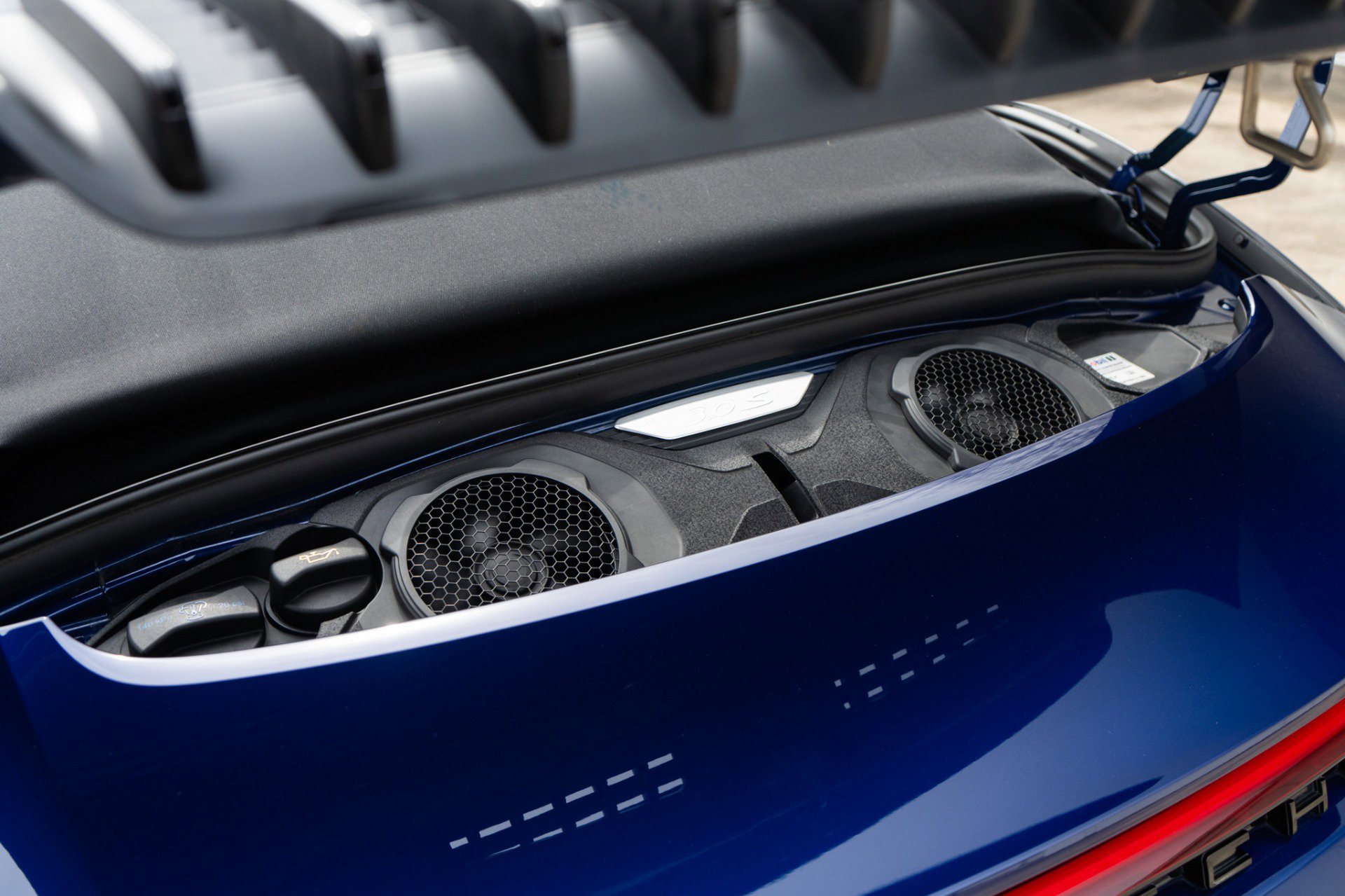 Used 2021 Porsche 911 Carrera S image 38