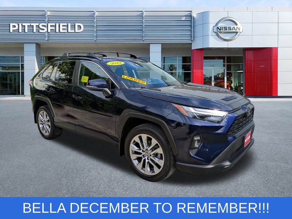 Used 2022 Toyota RAV4 XLE Premium image 1