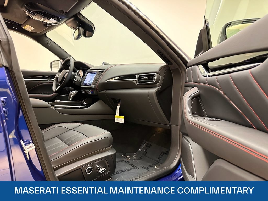 Used 2024 Maserati Levante GT Ultima AWD/4WD image 29