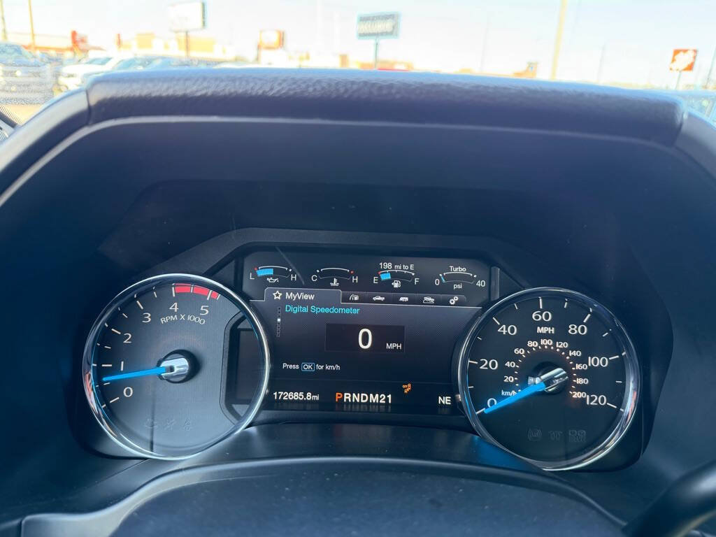 Used 2017 Ford F450 Platinum w/ Platinum Ultimate Package AWD/4WD image 25