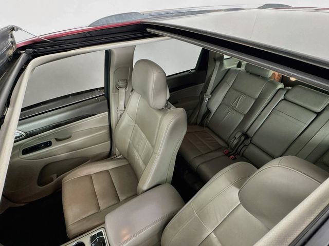 Used 2013 Jeep Grand Cherokee Laredo AWD/4WD image 25