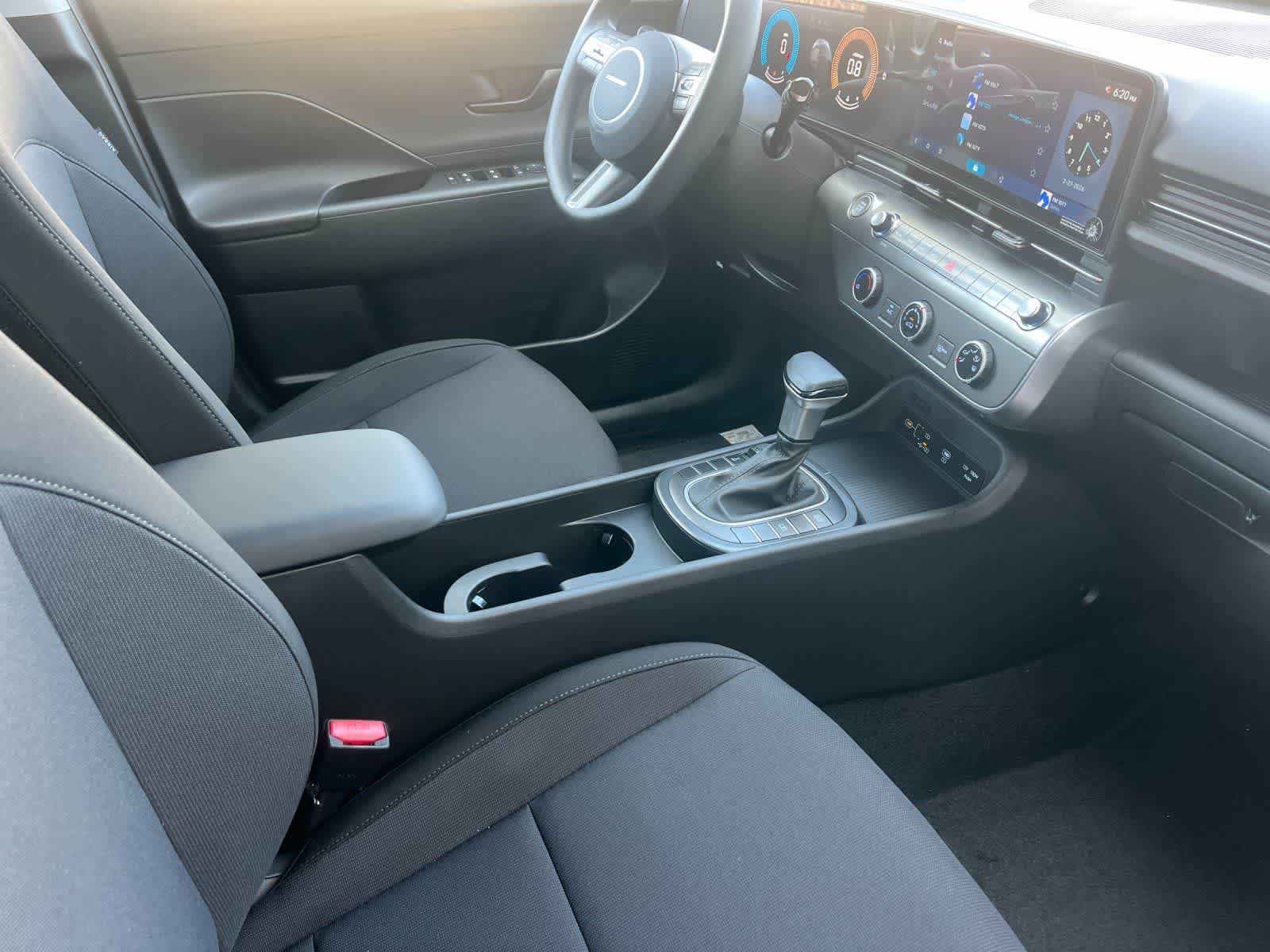 New 2026 Hyundai Kona SE AWD/4WD image 17