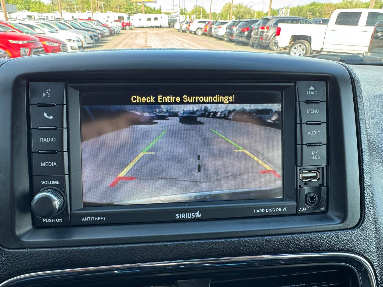 Used 2016 Dodge Grand Caravan R/T FWD image 17