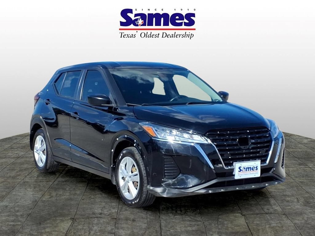Used 2022 Nissan Kicks S