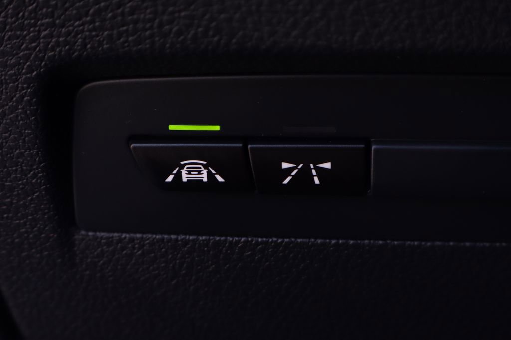 Used 2021 BMW M2 Competition RWD image 25