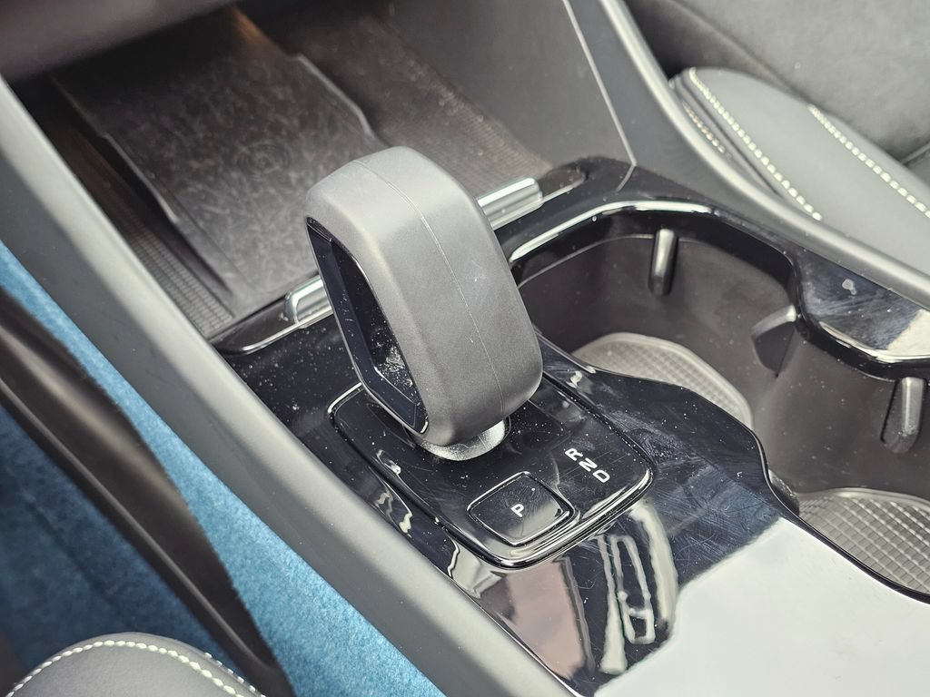 Used 2023 Volvo XC40 Recharge Ultimate w/ Protection Package Premier AWD/4WD image 25