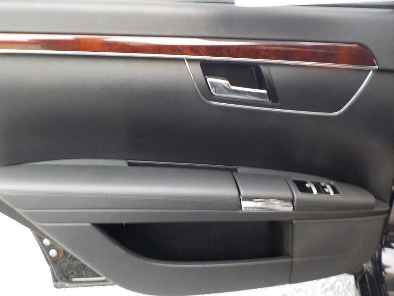 Used 2009 Mercedes-Benz S 63 AMG w/ Premium 2 Pkg image 18