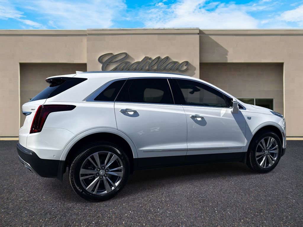 New 2026 Cadillac XT5 Premium Luxury AWD/4WD image 3