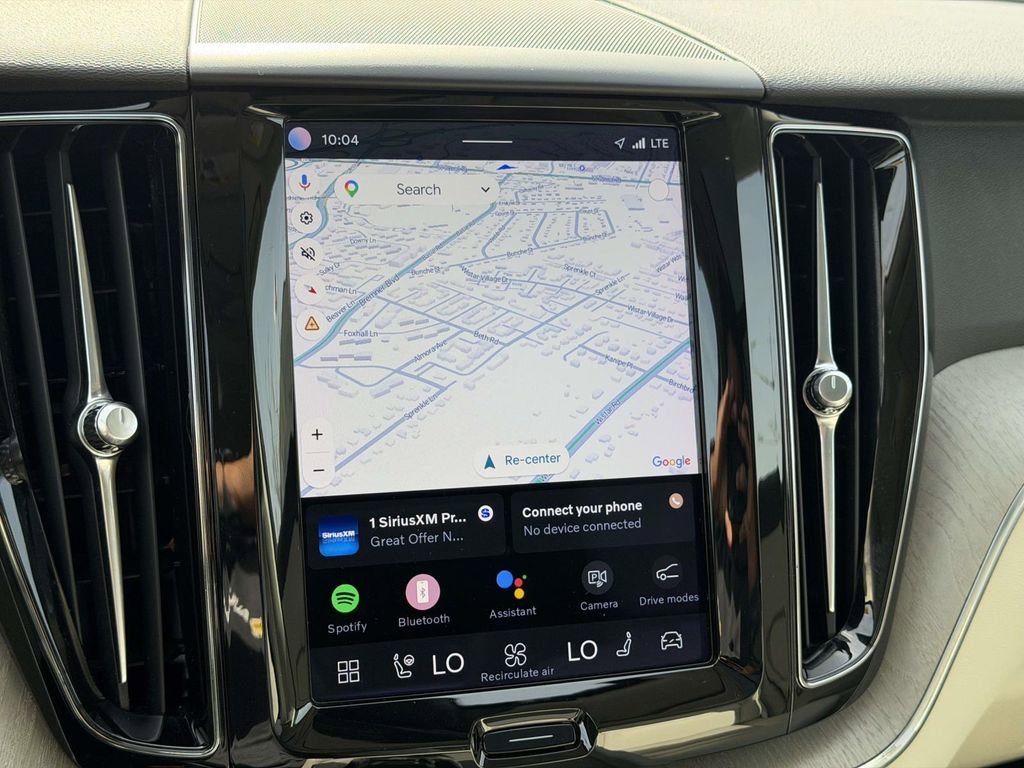 Used 2023 Volvo XC60 B5 Plus w/ Protection Package Premier image 3