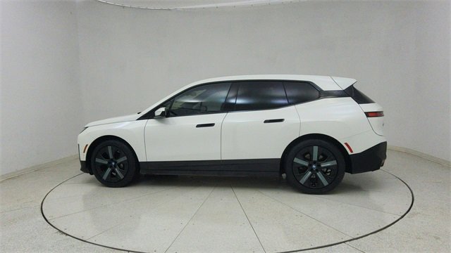 Used 2022 BMW iX xDrive50 w/ Premium Package image 66