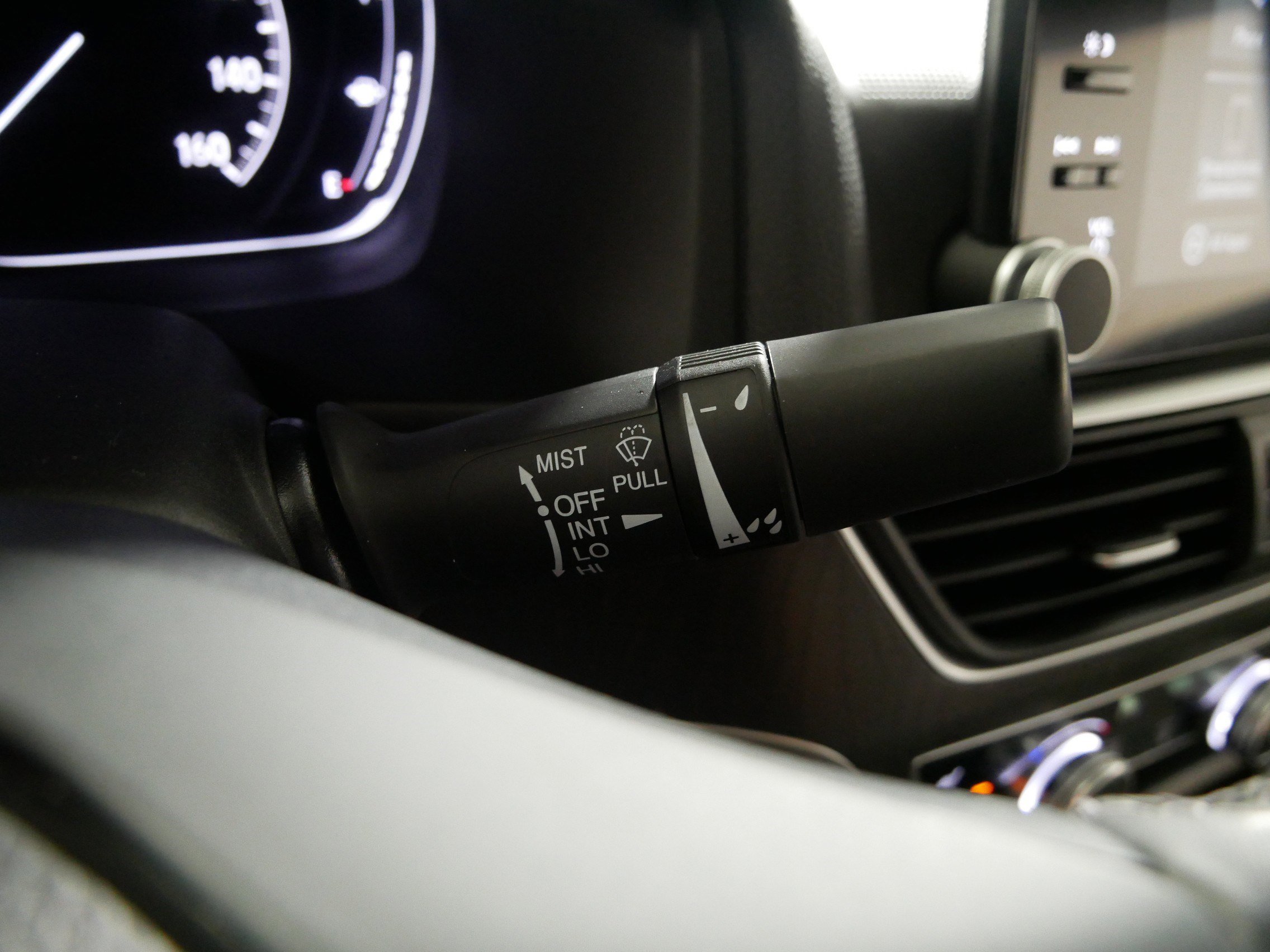 Used 2019 Honda Accord EX-L image 31