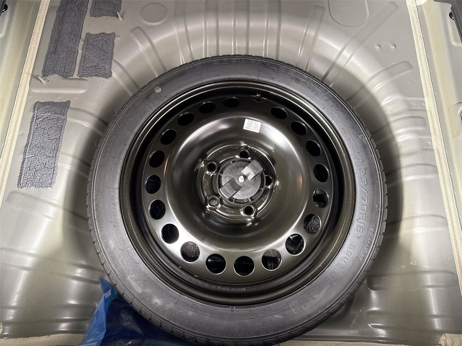 Used 2024 Chevrolet Trax LT w/ Driver Confidence Package FWD image 35