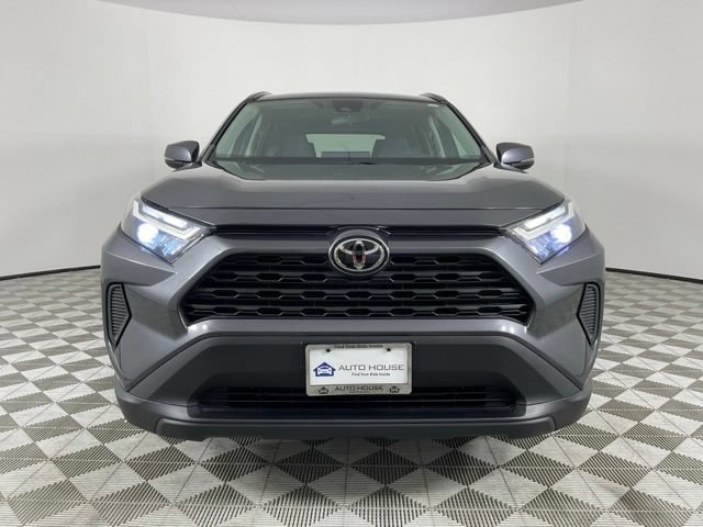 Used 2023 Toyota RAV4 XLE w/ Convenience Package FWD image 14